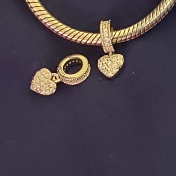 Heart Charm - Picture 7 of 8